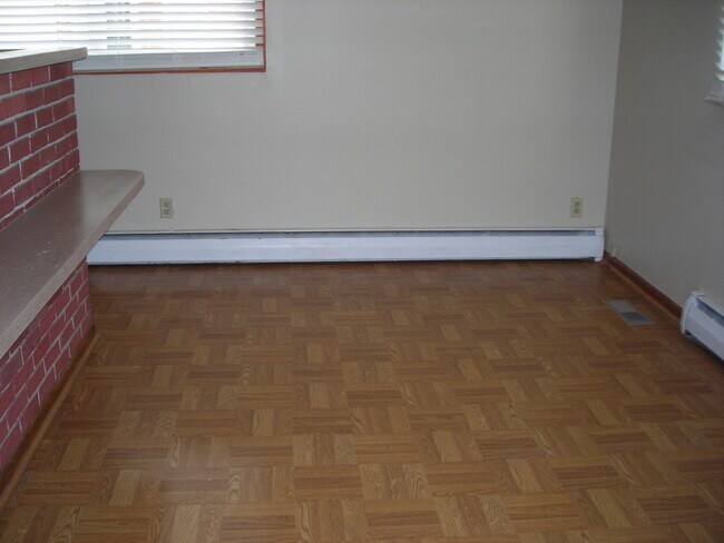 Foto del edificio - 402 W William Ave