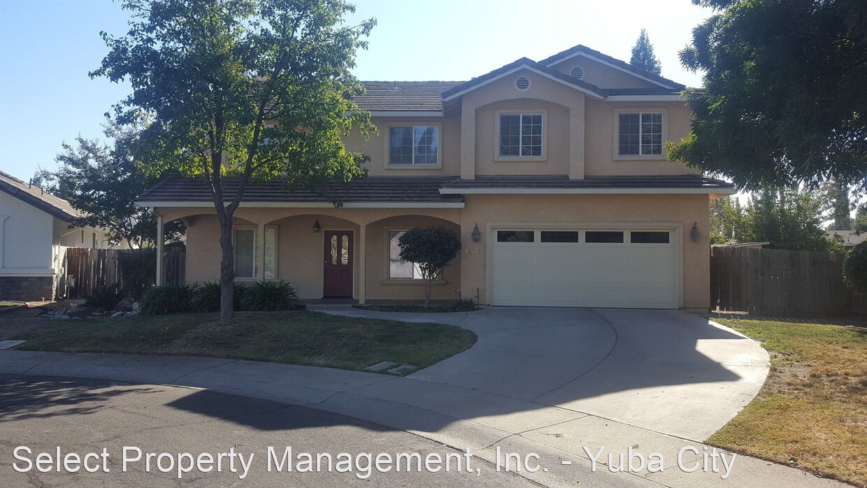 Primary Photo - 5 br, 2.5 bath House - 1260 Gerald Court