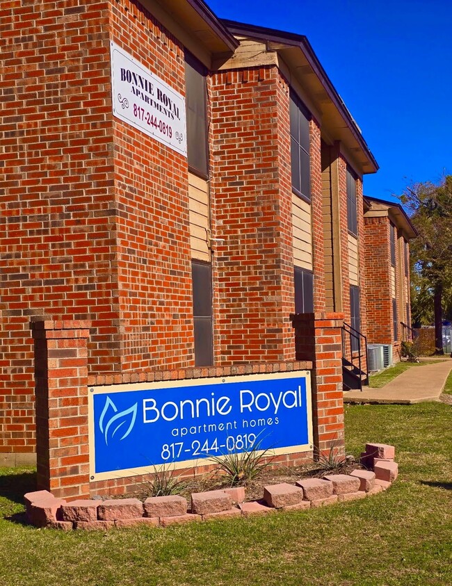 Building Photo - Bonnie Royal