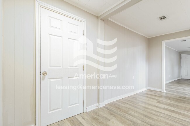 Foto del edificio - 1267 Hamilton St