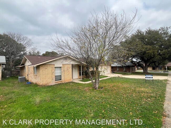 Foto del edificio - 4 br, 2 bath House - 3126 MEADOW CREEK