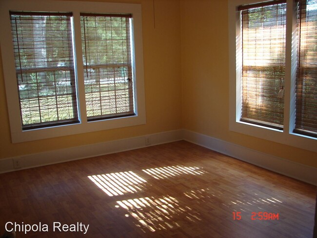 Building Photo - 2 br, 1 bath House - 5362 9th Avenue
