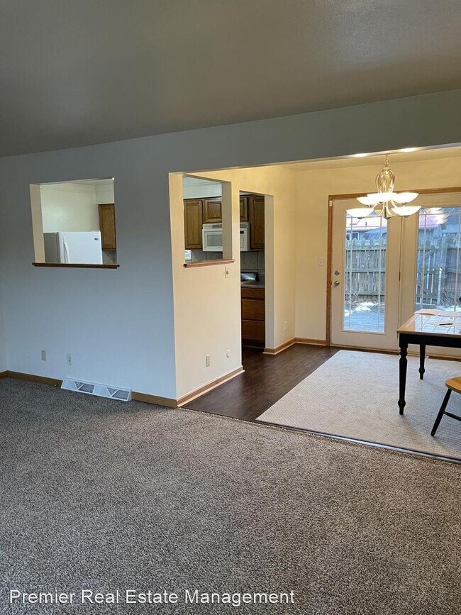 Building Photo - 3 br, 1 bath House - 4237 New Road