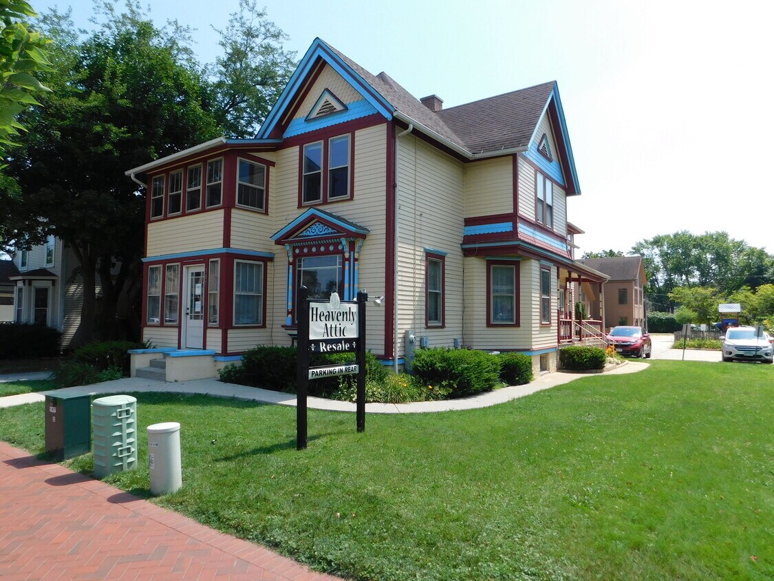 Primary Photo - 307 S Main St