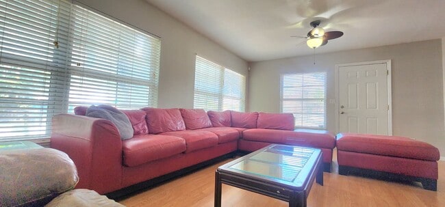 Foto del edificio - 816 SW 9th St