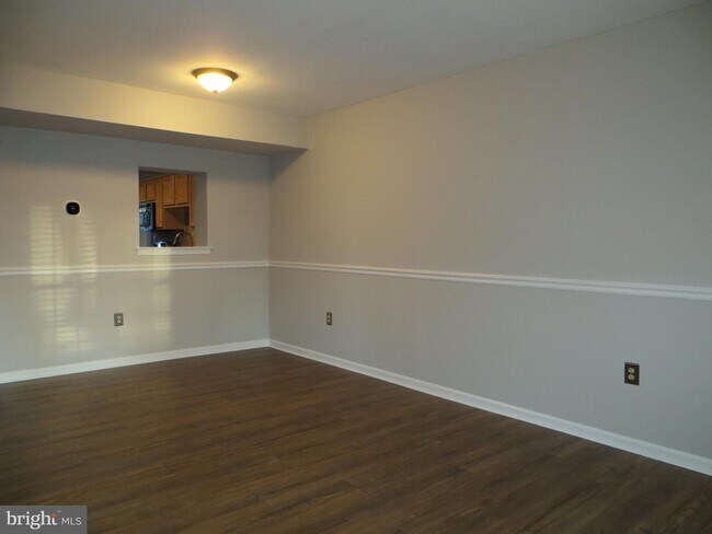 Building Photo - 2206 Ash Grove Rd