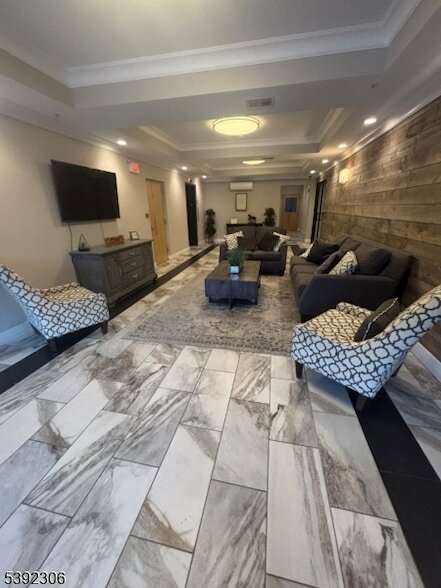 Foto del edificio - 241 Ridge Rd