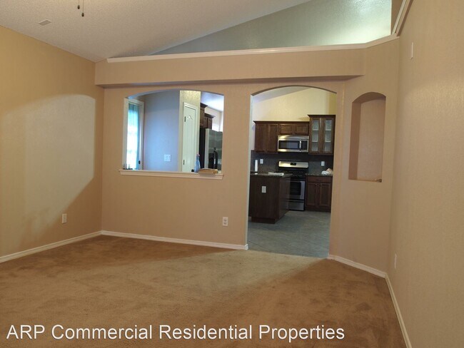 Foto del edificio - 4 br, 2 bath House - 13001 ALFREDO APODACA DR
