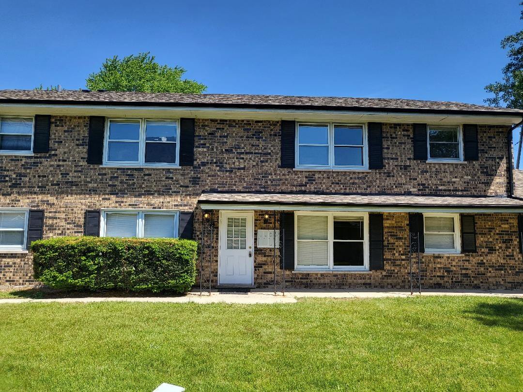 14449 Van Buren St Unit 2B, Dolton, IL 60419 Room for Rent in Dolton