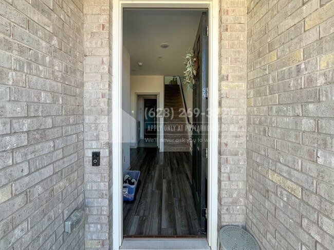 Foto del edificio - 5148 Heritage St