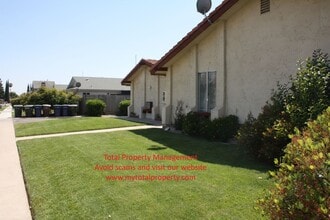 Building Photo - 631 N Lynora St