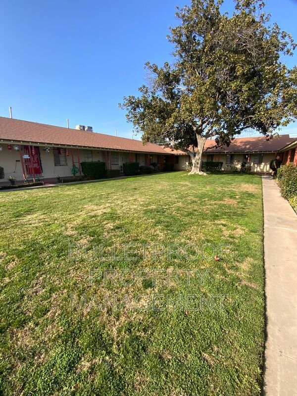 Building Photo - 3461 E McKinley Ave