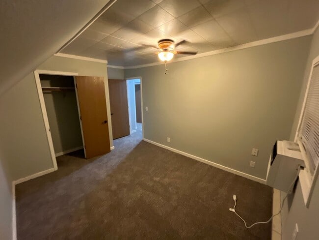 Building Photo - 101 E High St