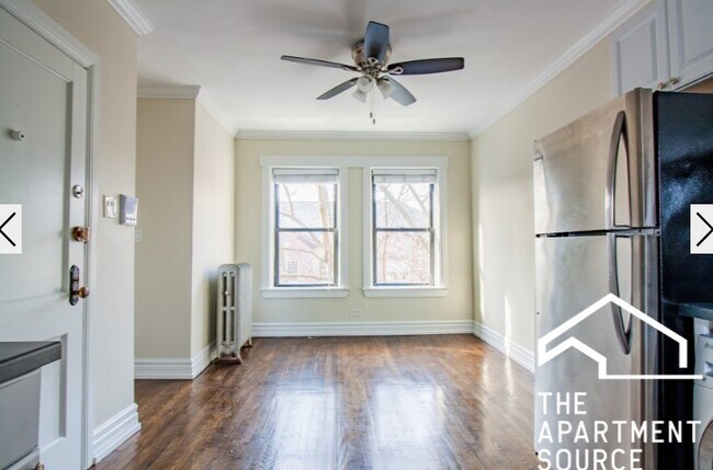 Foto del edificio - 1056 W Lill Ave