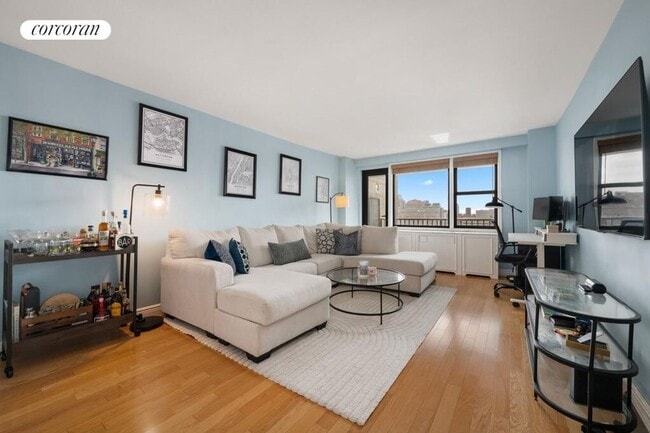 Foto del edificio - 145 E 15th St