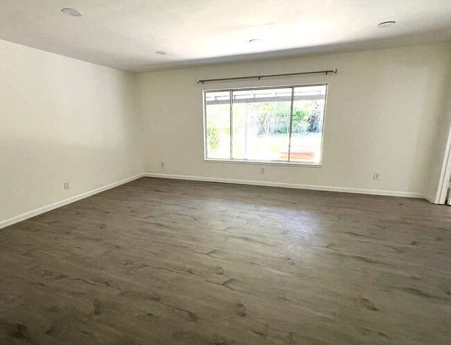 Building Photo - 3736 Orangerie Way