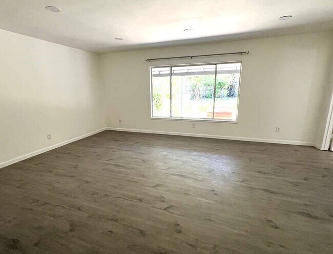 Foto del edificio - 3736 Orangerie Way