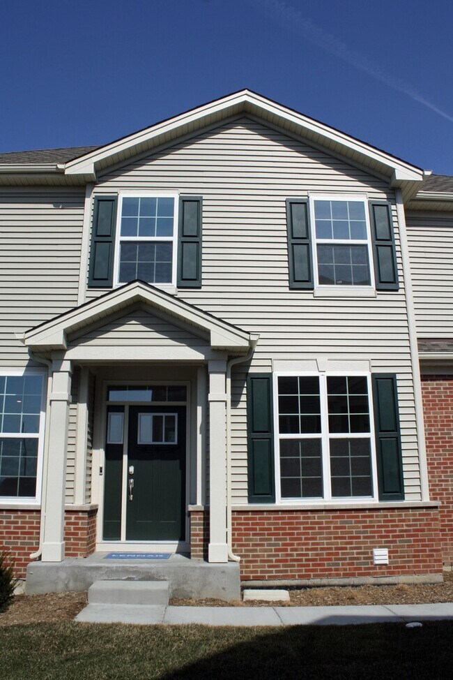 Building Photo - 15124 Quincy Cir
