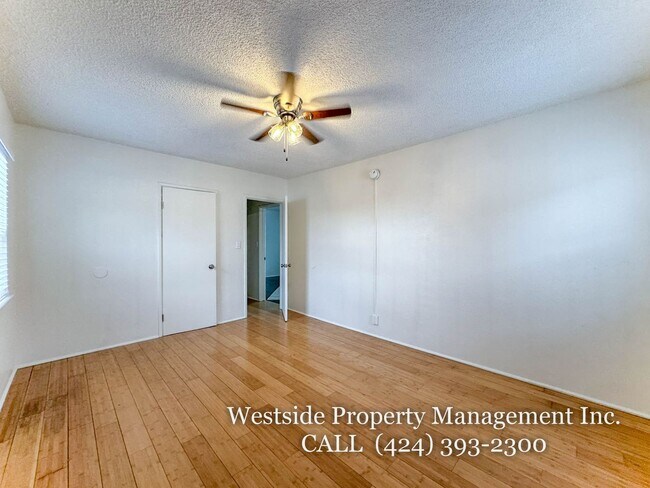 Foto del edificio - 906 Edgewood St