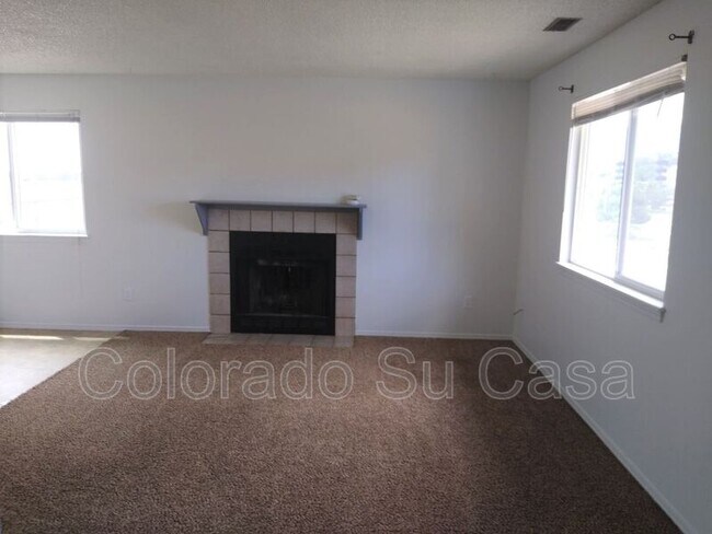 Building Photo - 1855 Zebulon Dr