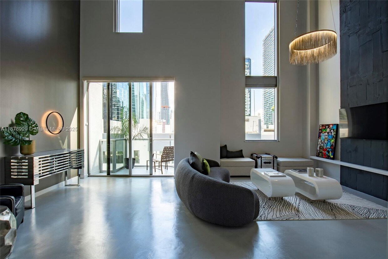Foto principal - 1060 Brickell Ave