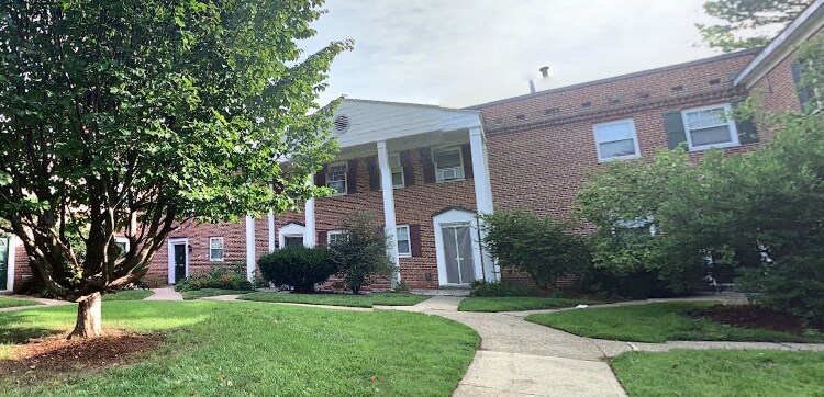 Primary Photo - 202 Paine Ct