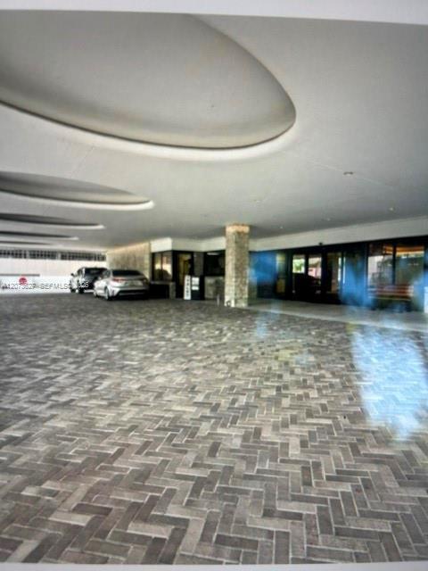 Foto del edificio - 9455 Collins Ave