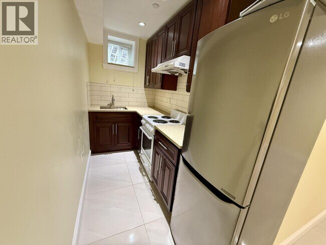 Photo du bâtiment - 3507 E 45th Ave