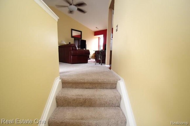 Building Photo - 21440 Indian Creek Dr