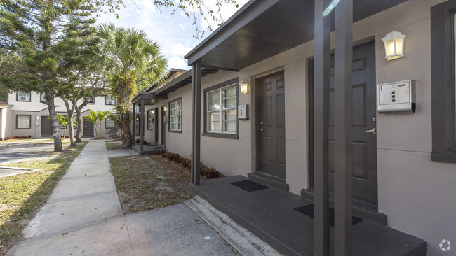 Building Photo - Poinsettia Place Apartments