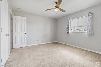 Building Photo - 4022 SW 7th Pl
