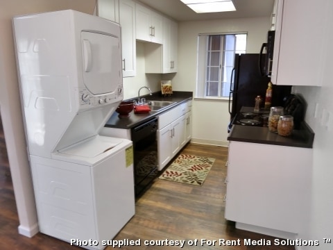 Building Photo - Cirby Oaks Apartment Homes