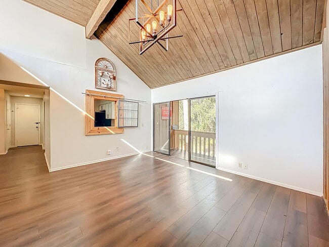 Photo - 233 Crown Oaks Way Townhome