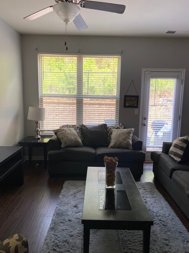 área común - 5914 Cassie Dr