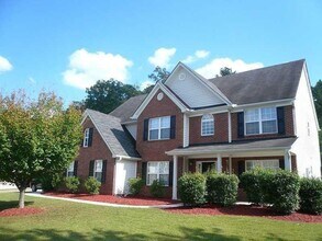 Building Photo - 3652 Roxfield Dr NE