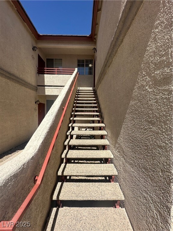 Foto del edificio - 10237 King Henry Ave