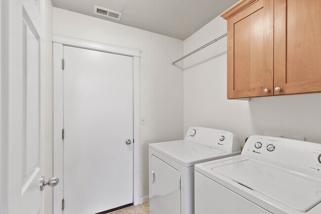 Foto del edificio - 1920 N Cavalier Rd