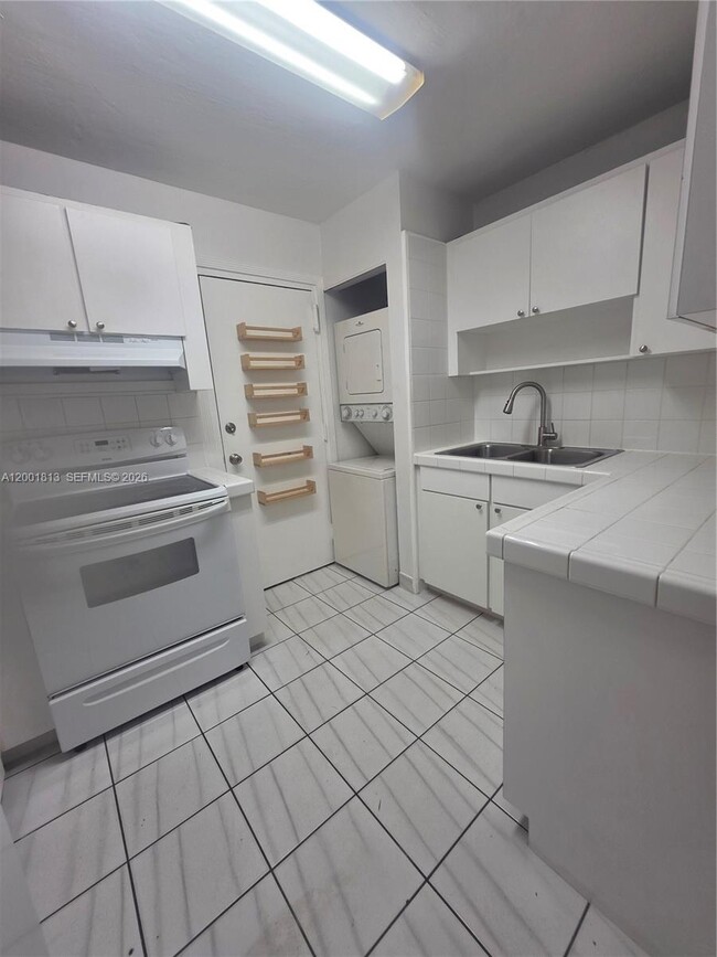 Foto del edificio - 13700 SW 62nd St