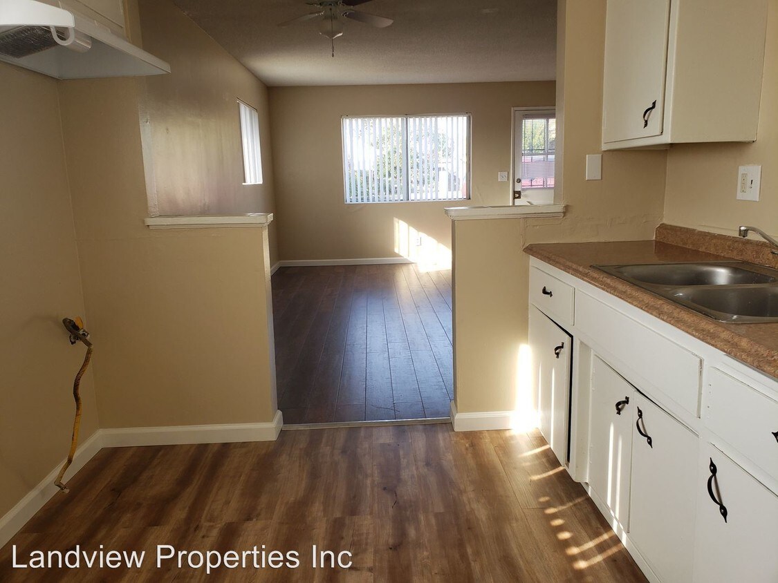 10081008B E Nocta St, Ontario, CA 91764 Room for Rent in Ontario, CA