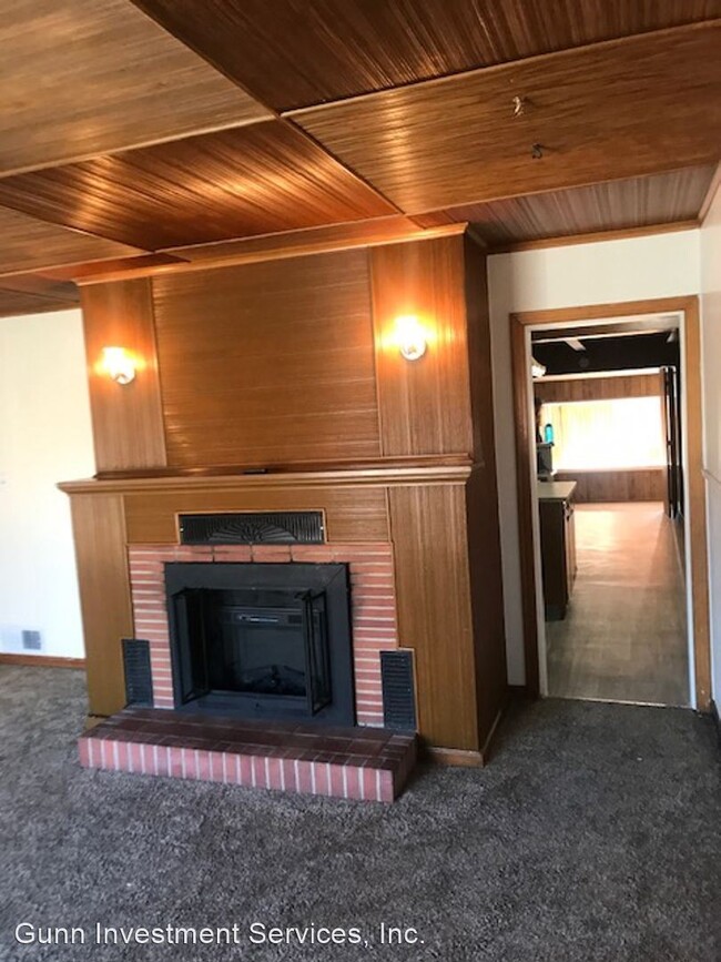 Building Photo - 4 br, 2 bath House - 1550 Idlewild Drive