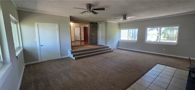 Foto del edificio - 3320 E Heritage Pkwy