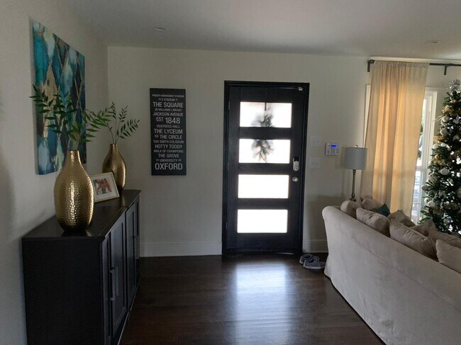 Photo - 5027 Wenonah Dr House