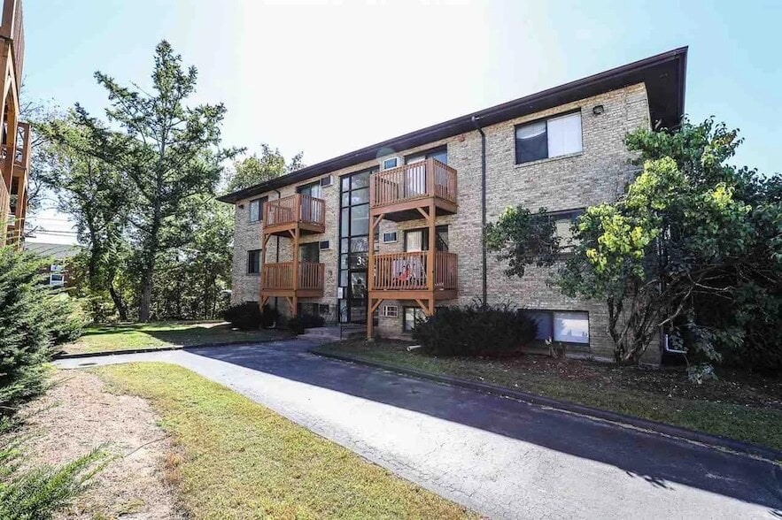 Photo - 3 Lancelot Court Unit