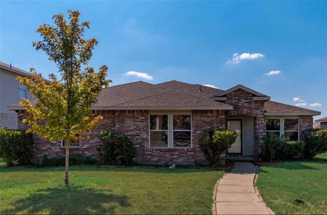 Building Photo - 1435 Greenbrook Dr