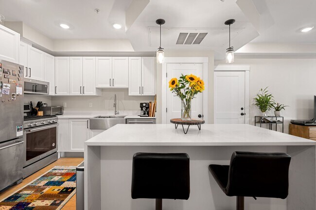 Foto del edificio - 305 Webster Ave