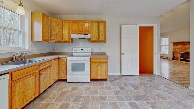 Building Photo - Charming 3Br, 3Ba Contemporary home in Wil...