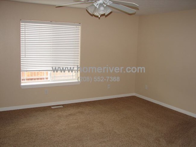 Foto del edificio - 3097 1st Street