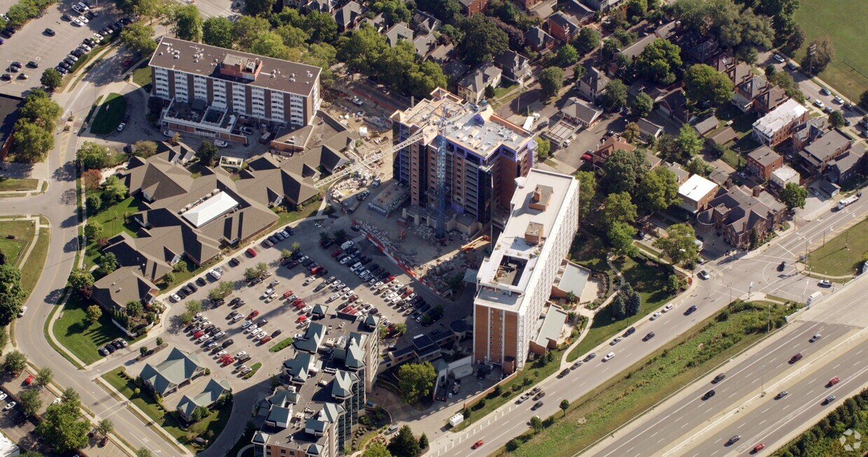 Aerial - Heritage Pointe
