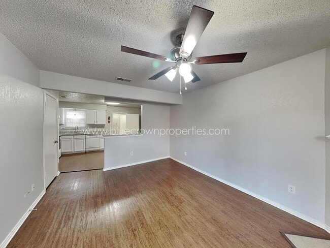 Building Photo - 648 S Rogers Rd