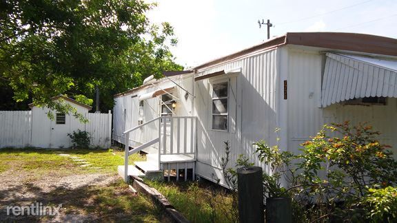 Building Photo - 2 br, 1 bath Mobile Home - 7972 Breeze Drive